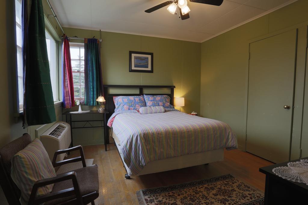 Meems Elliston B&B Luaran gambar