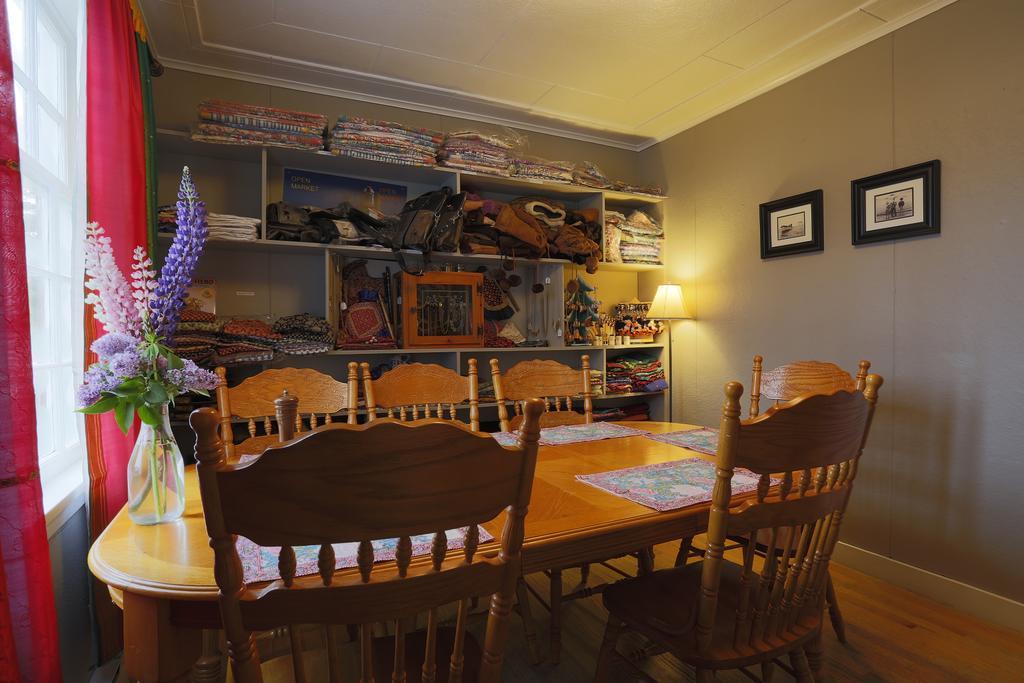 Meems Elliston B&B Luaran gambar