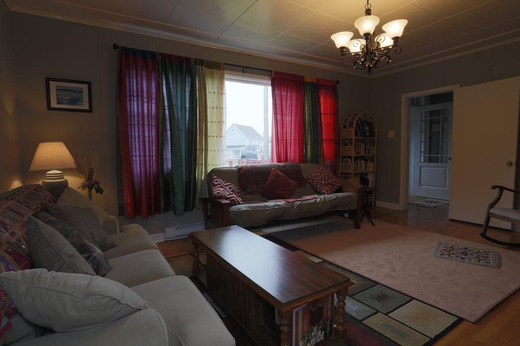 Meems Elliston B&B Luaran gambar
