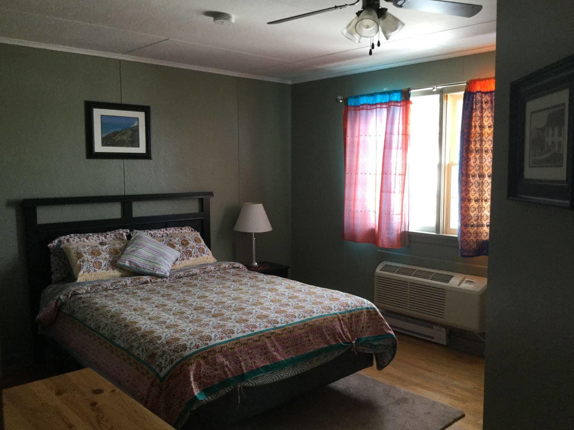 Meems Elliston B&B Luaran gambar