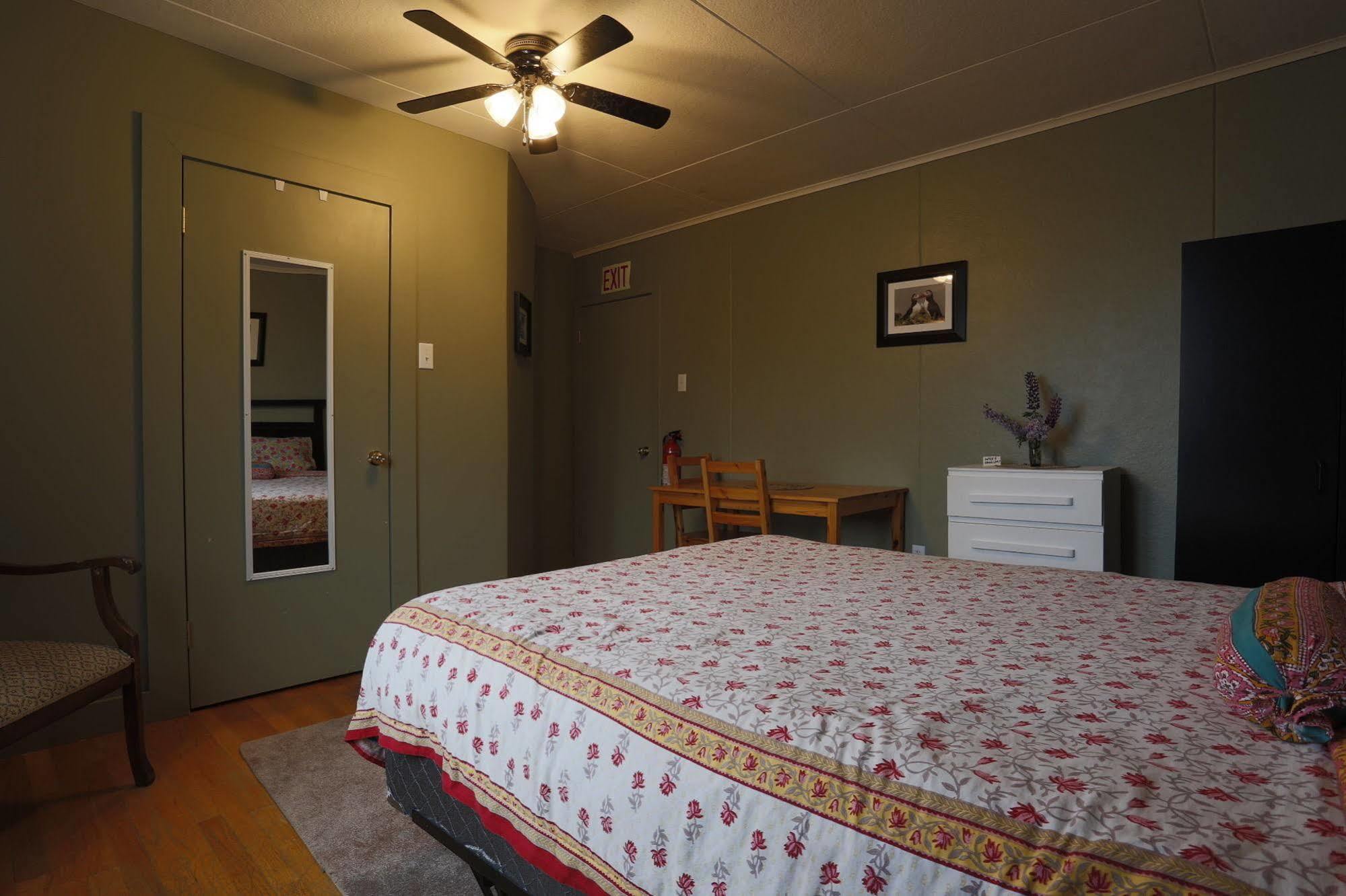 Meems Elliston B&B Luaran gambar